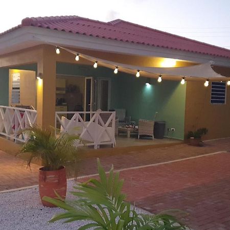 Local Willibrord Lodge Willibrordus Экстерьер фото