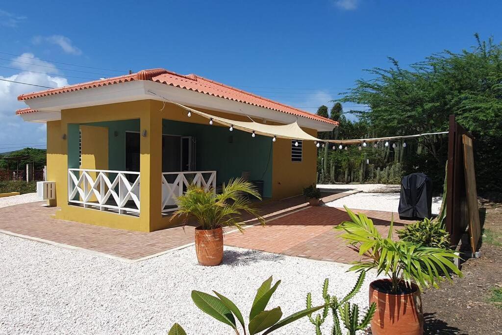 Local Willibrord Lodge Willibrordus Экстерьер фото